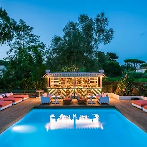 ***** Hotel La Tartane France