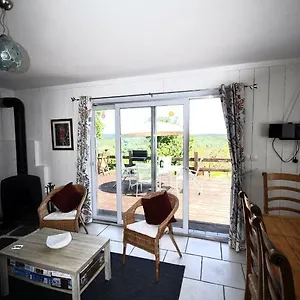  Apartment Vue De La Vallee France